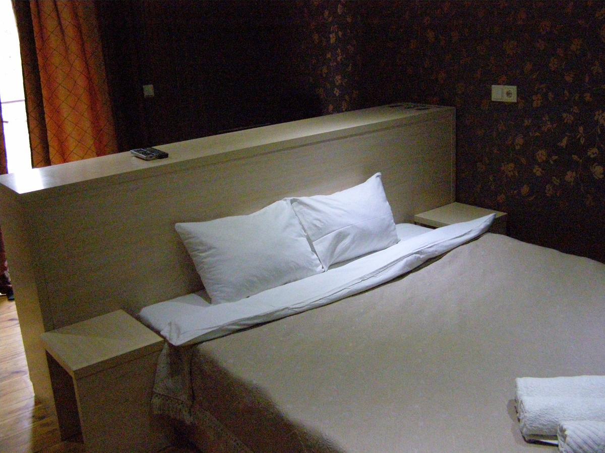 Sadok Hotell Kiev Eksteriør bilde
